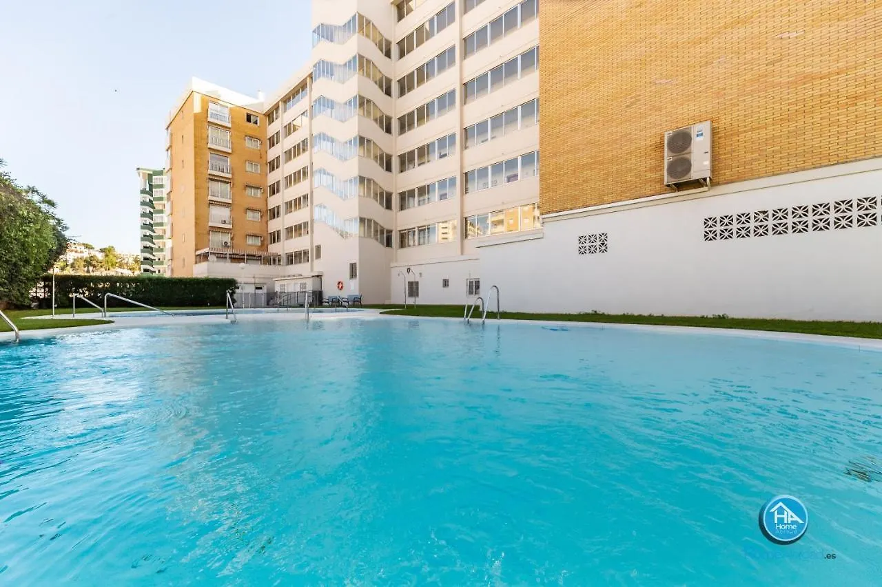 Super Exclusive Beach Fuengirola With Free Parking Apartment
