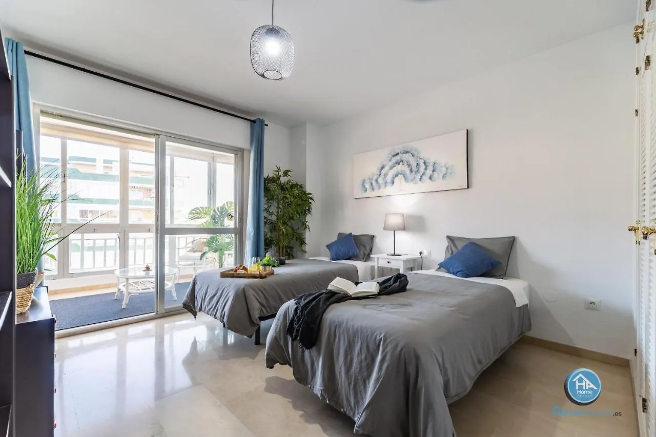 Апартаменты Super Exclusive Beach Fuengirola With Free Parking
